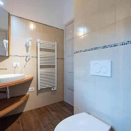 Alojamento de Acomodação e Pequeno-almoço Madonna Carradori Country 3*