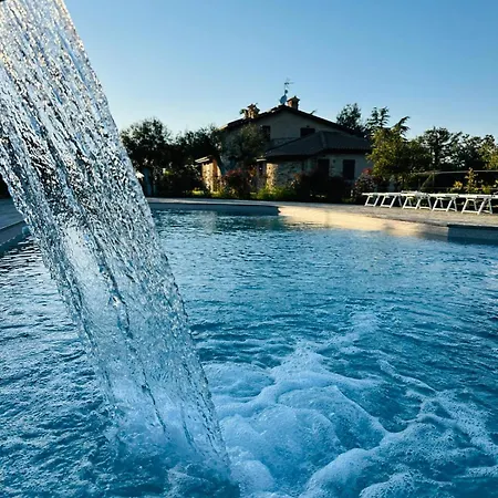 Madonna Carradori Country 3* Offagna