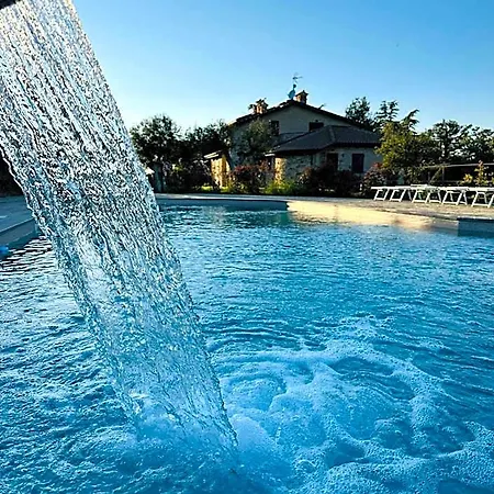 Madonna Carradori Country Bed & Breakfast 3*